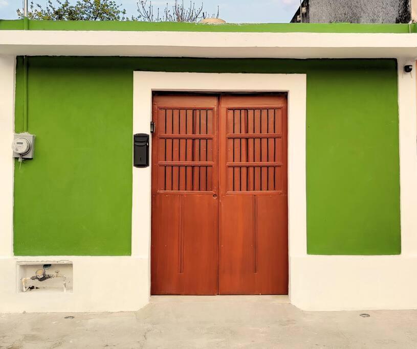 Casa Colibri Con Alberca En El Centro Apartment Merida Exterior photo